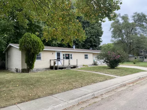321 Millard St, Three Rivers, MI 49093