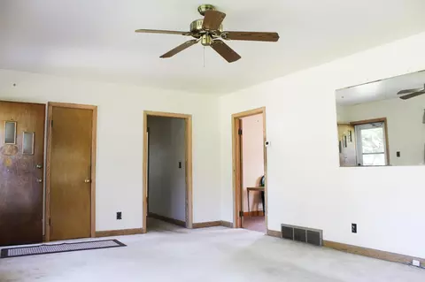 900 E Green St, Marshall, MI 49068 photo 13