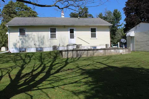 900 E Green St, Marshall, MI 49068 photo 7