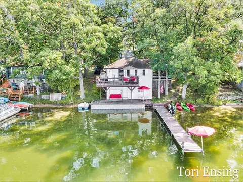 201 Rock Aly, Vestaburg, MI 48891
