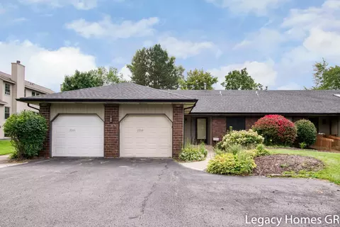 2264 Saginaw Rd SE, Grand Rapids, MI 49506