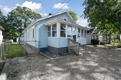 531 Barrett Ave, Jackson, MI 49202
