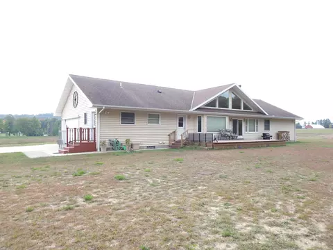 9638 13 Mile Rd, Bear Lake, MI 49614