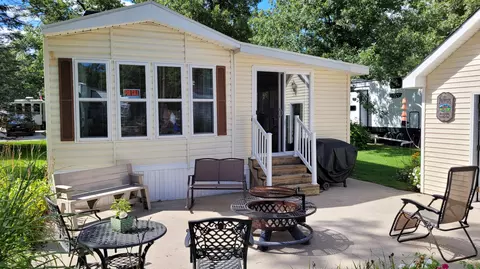 9325 S Lazy Ln # 33, Baldwin, MI 49304