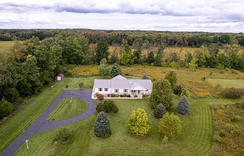 10600 King Rd, Spring Arbor, MI 49283 photo 32