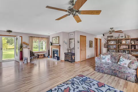 10600 King Rd, Spring Arbor, MI 49283 photo 3