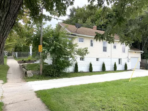 1273 7th St, Muskegon, MI 49441