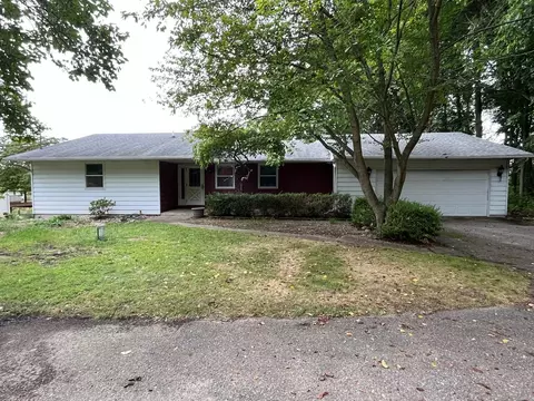 5604 E Paradise Rd, Battle Creek, MI 49014