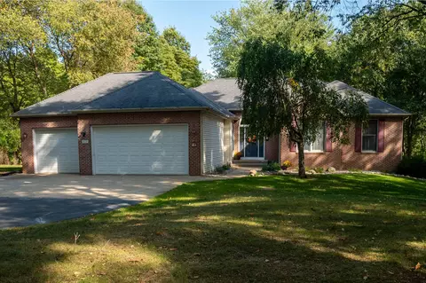 5912 Rocky Rd, Kalamazoo, MI 49004
