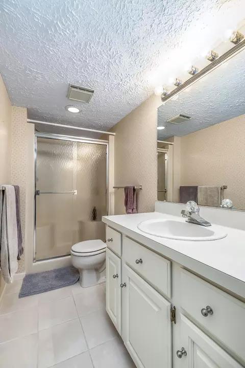 2025 Augusta Dr, Jackson, MI 49201 photo 24