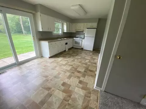 6005 Springfield Dr, Jackson, MI 49201 photo 4