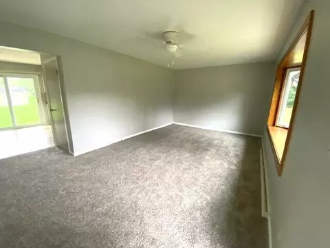 6005 Springfield Dr, Jackson, MI 49201 photo 3