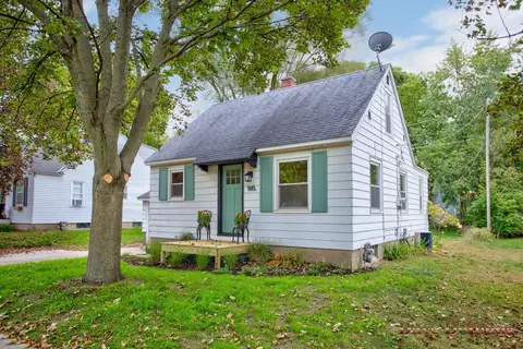164 E 35th St, Holland, MI 49423