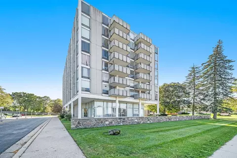 715 W Michigan Ave # 206, Jackson, MI 49201
