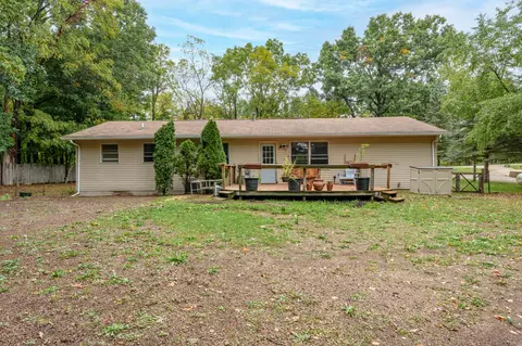 28949 62nd Ave, Lawton, MI 49065