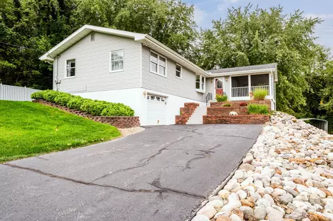 6238 Black Lake Rd, Eau Claire, MI 49111