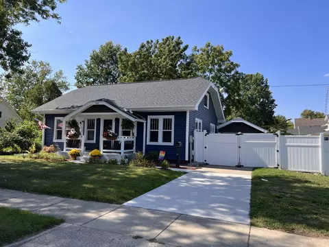 166 Fairhome Ave, Battle Creek, MI 49015