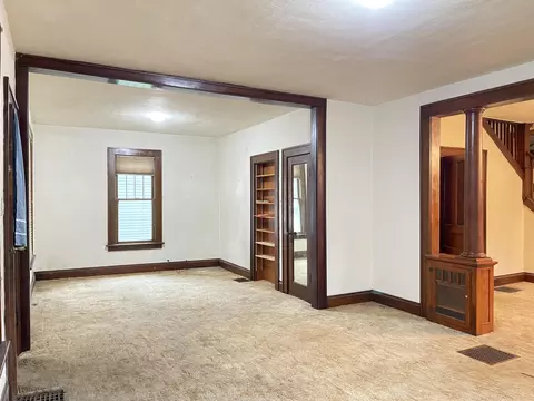 11 Walnut St, Coldwater, MI 49036 photo 2