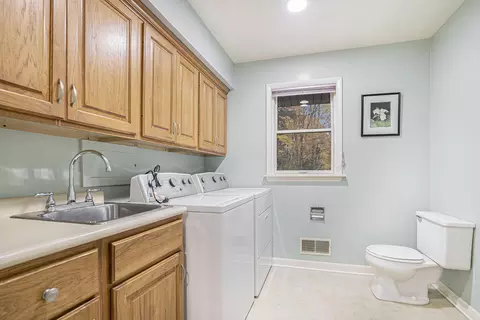 57 1st St, Plainwell, MI 49080 photo 10