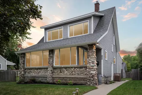 2047 Eastern Ave NE, Grand Rapids, MI 49505