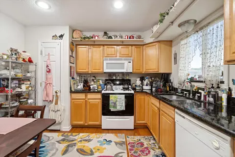 1960 Westbrook Dr, Jackson, MI 49201 photo 13