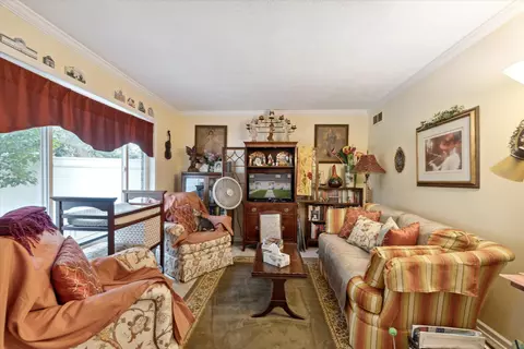 1960 Westbrook Dr, Jackson, MI 49201 photo 10