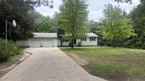 3737 E Michillinda Rd, Twin Lake, MI 49457