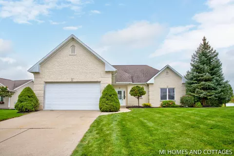 4490 Stable Dr, Hudsonville, MI 49426