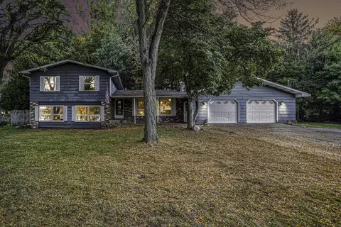 406 Allen Rd, Marshall, MI 49068