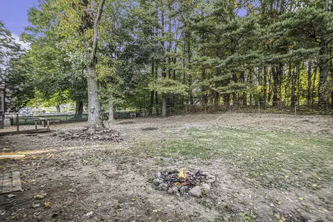 406 Allen Rd, Marshall, MI 49068 photo 22