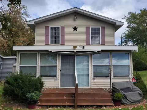 285 Waffle Dr, Coldwater, MI 49036