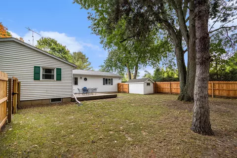 213 Circle Dr, Marshall, MI 49068 photo 24