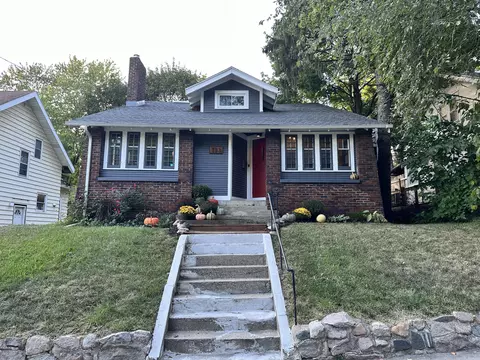 713 College Ave NE, Grand Rapids, MI 49503