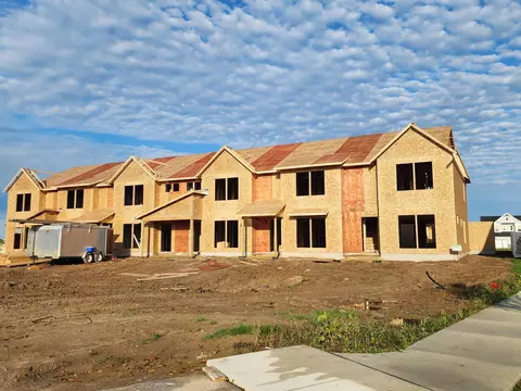 1139 Freshfield Dr, Byron Center, MI 49315