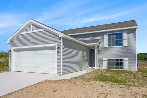 2719 Blooming Bud Ln, Kentwood, MI 49508