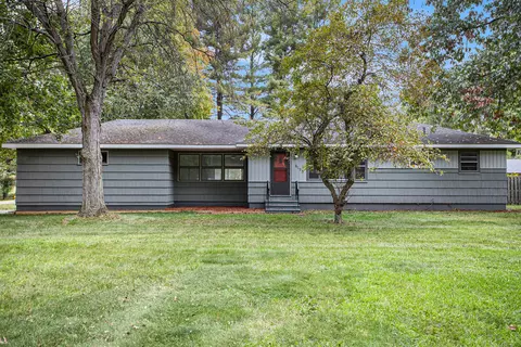 6133 Purdy Dr, Battle Creek, MI 49017