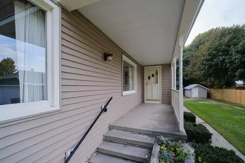 810 Engelman St, Manistee, MI 49660