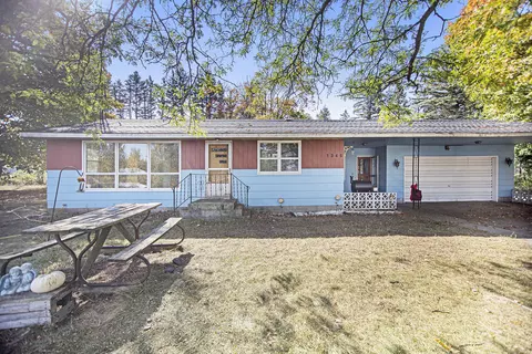 1345 W Polk Rd, Hart, MI 49420