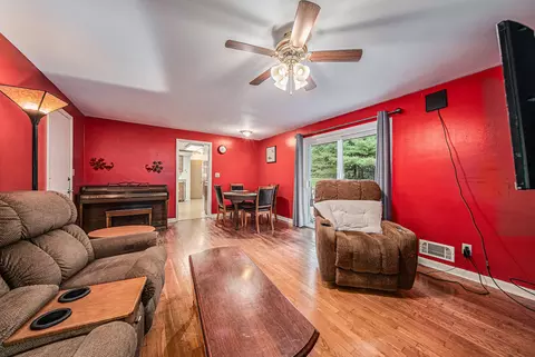 601 Robinson Rd, Jackson, MI 49203 photo 6