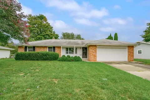 2414 Skyline Dr, Kalamazoo, MI 49006