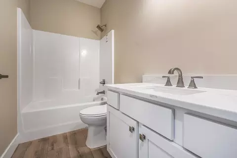 258 Markus Glen Dr, Plainwell, MI 49080 photo 25