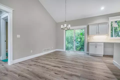 258 Markus Glen Dr, Plainwell, MI 49080 photo 9