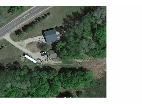 11491 15 Mile Rd, Leroy, MI 49655