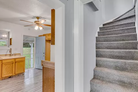 349 N Dwight St, Jackson, MI 49202 photo 21