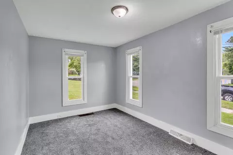 349 N Dwight St, Jackson, MI 49202 photo 17
