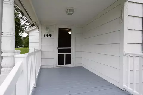 349 N Dwight St, Jackson, MI 49202 photo 4
