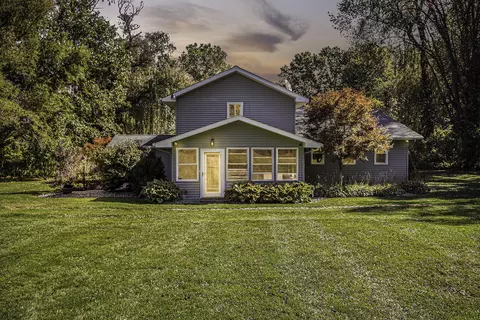 19904 13 Mile Rd, Battle Creek, MI 49014