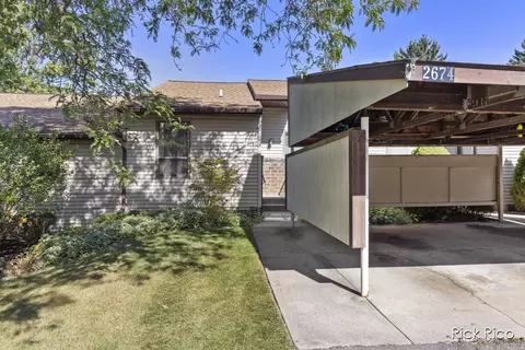 2674 Chatham Woods Dr SE #33, Grand Rapids, MI 49546