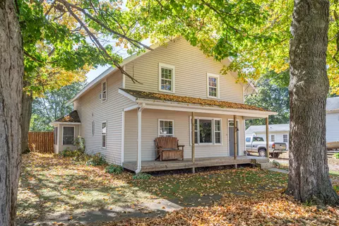 124 Pierce St, Ceresco, MI 49033
