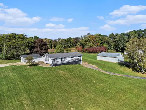 17017 28 Mile Rd, Albion, MI 49224